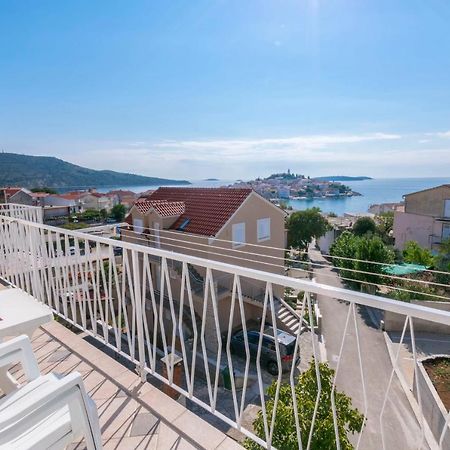 Apartment Nensi Primošten Exteriör bild