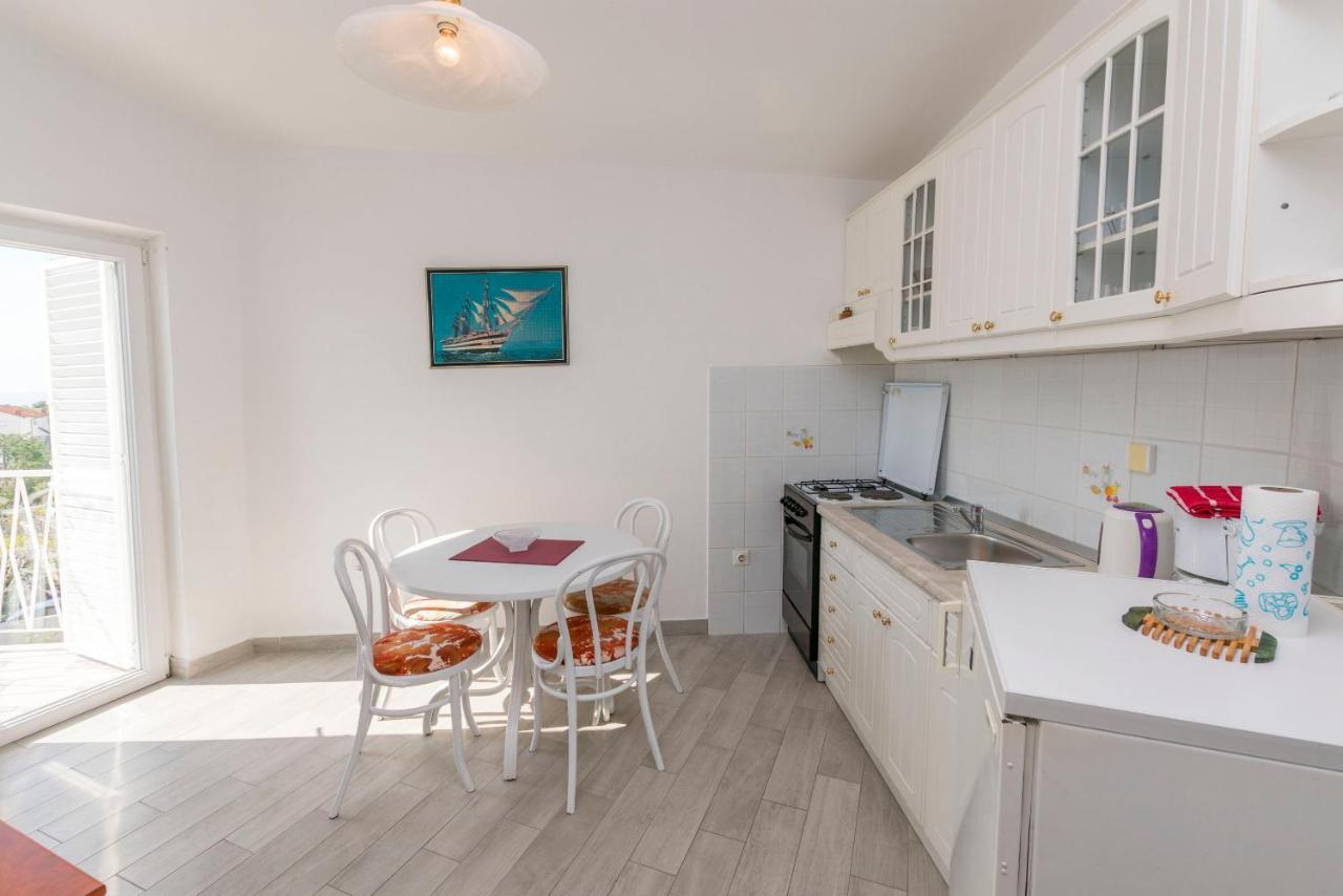 Apartment Nensi Primošten Exteriör bild