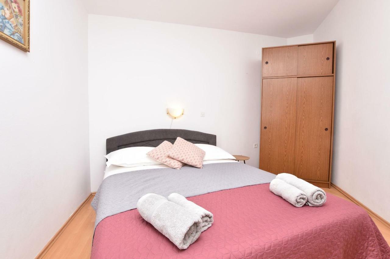 Apartment Nensi Primošten Exteriör bild